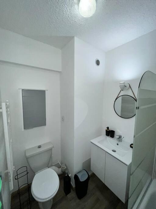 Appartement Moderne & Chaleureux Gréoux-les-Bains Екстериор снимка