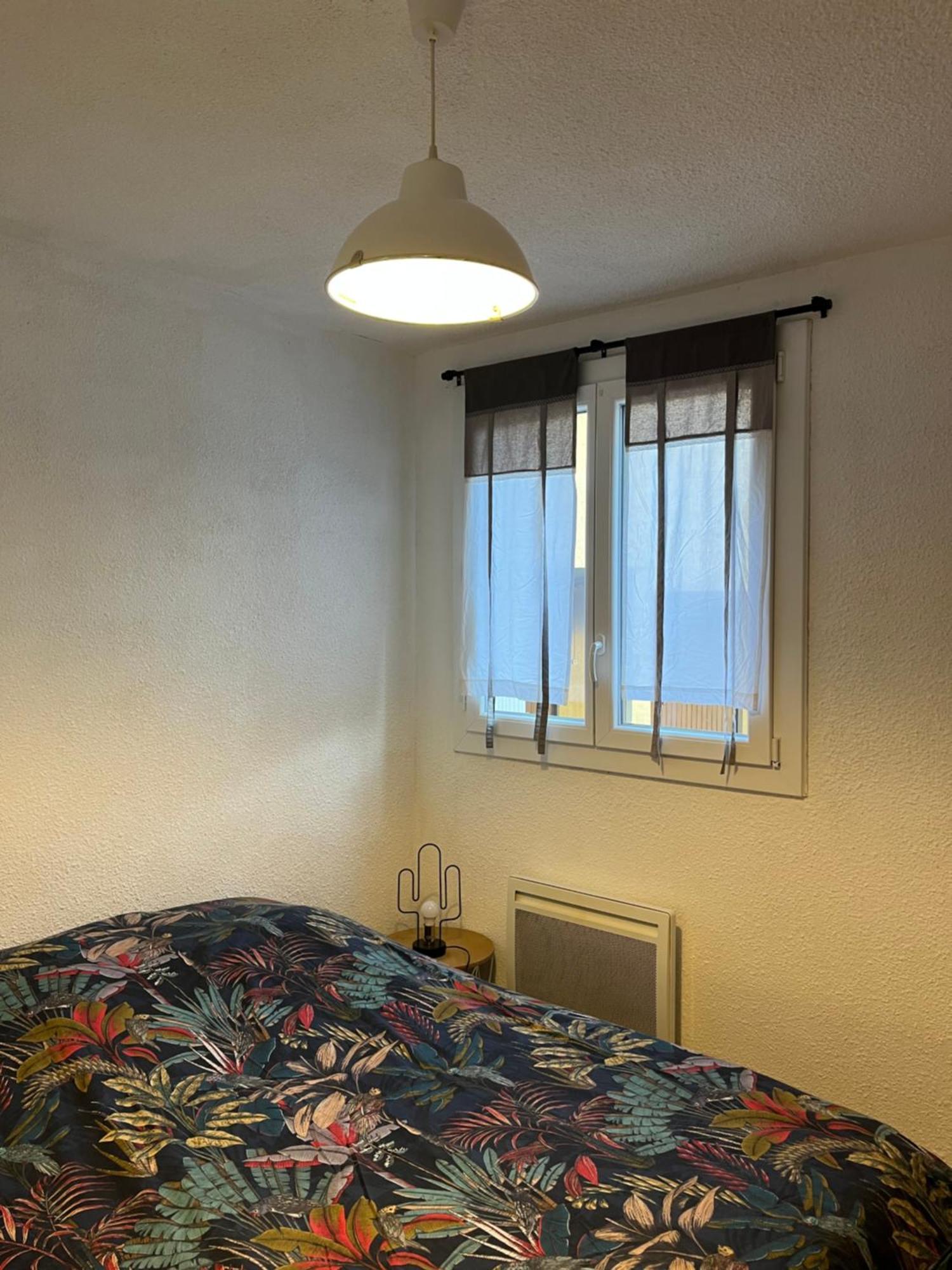 Appartement Moderne & Chaleureux Gréoux-les-Bains Екстериор снимка